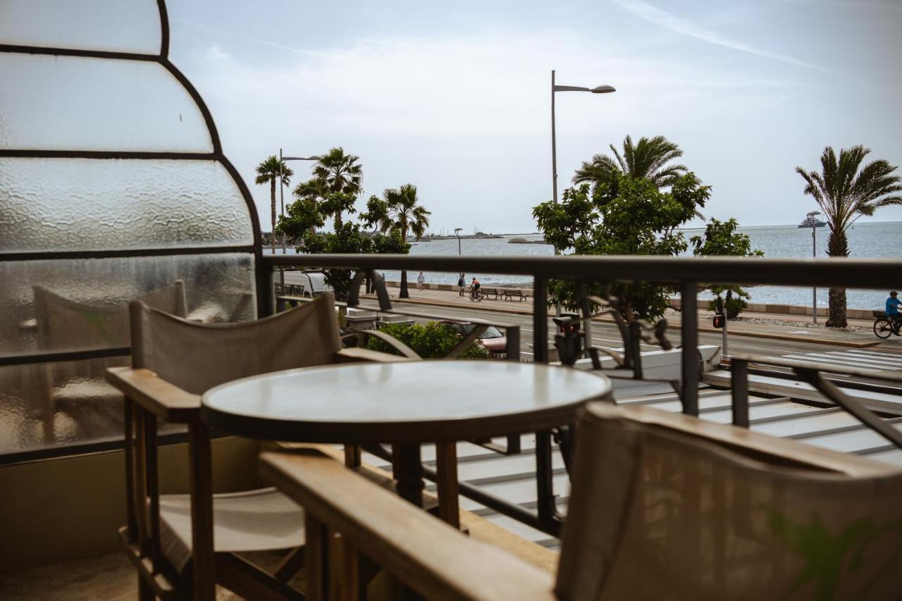 Hotel Du Bord De Mer "Le Vanille" Cagnes-sur-Mer Exterior photo