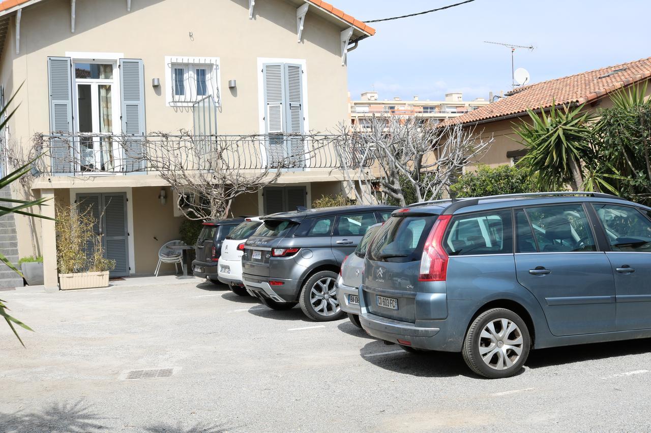 Hotel Du Bord De Mer "Le Vanille" Cagnes-sur-Mer Exterior photo