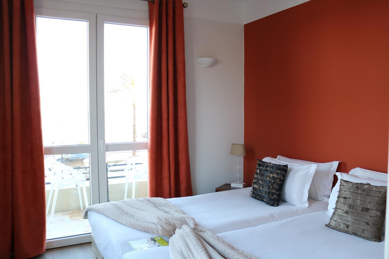 Hotel Du Bord De Mer "Le Vanille" Cagnes-sur-Mer Exterior photo